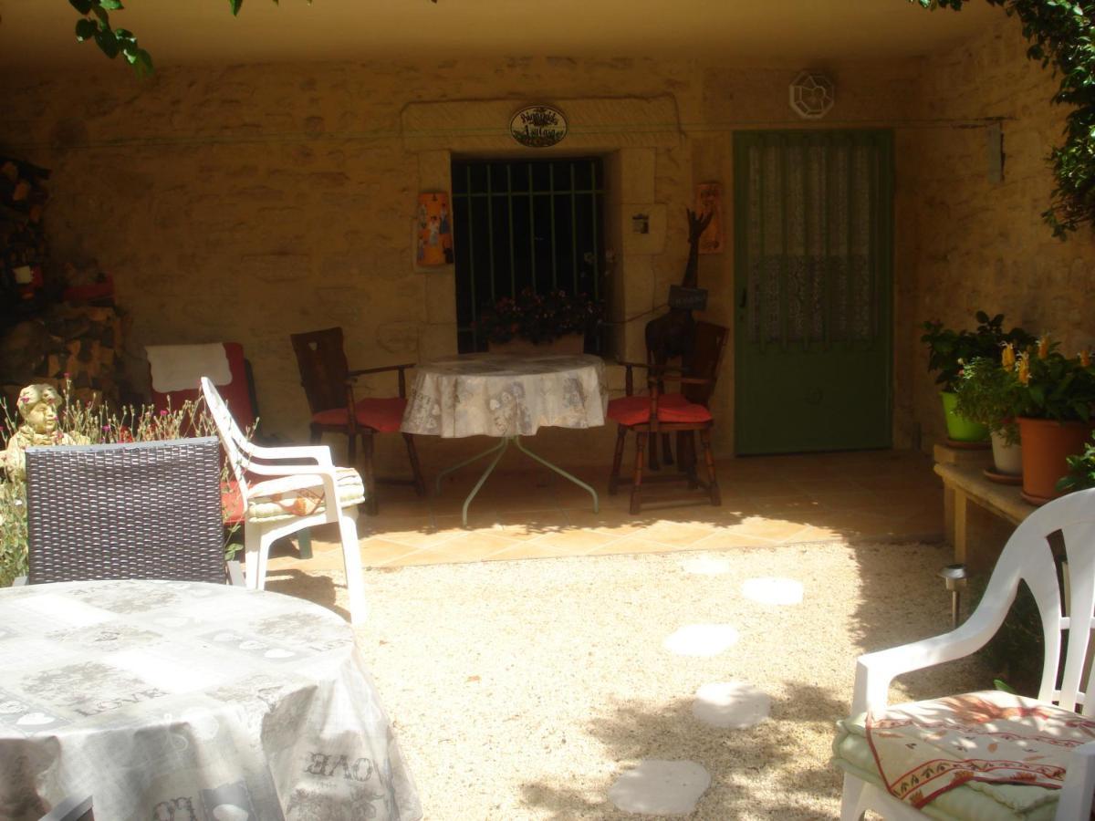 Locastillon Exterior photo