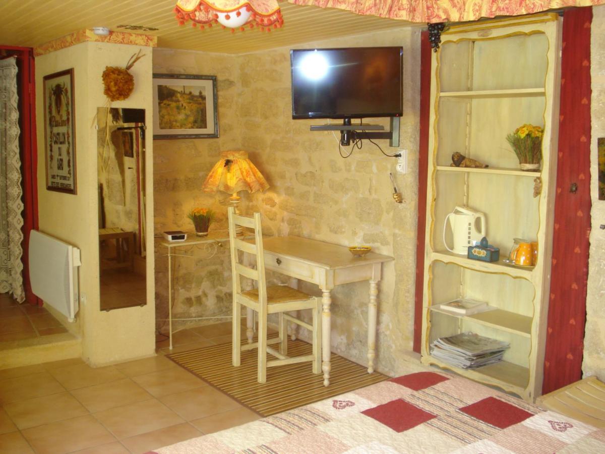 Locastillon Exterior photo